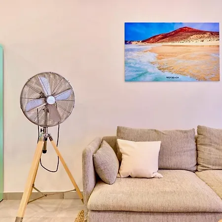 Weybeach 6 - New, Modern, Stylish, Fully Equipped * לה סנטה