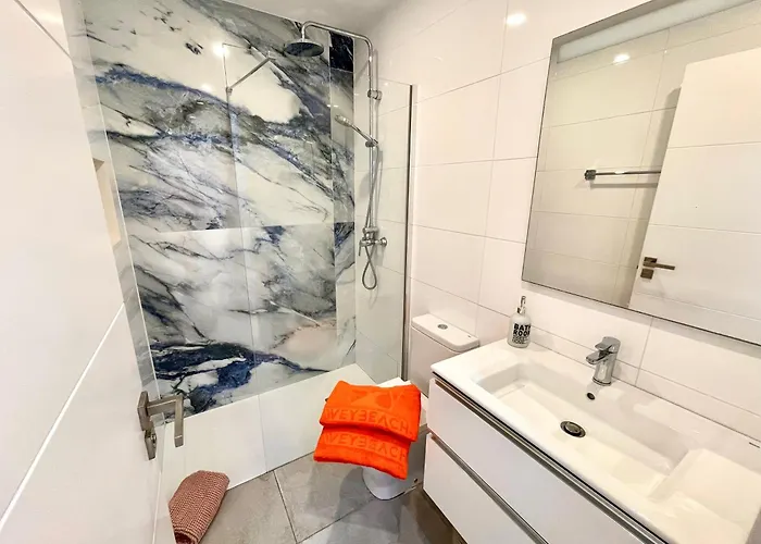 Weybeach 6 - New, Modern, Stylish, Fully Equipped La Santa